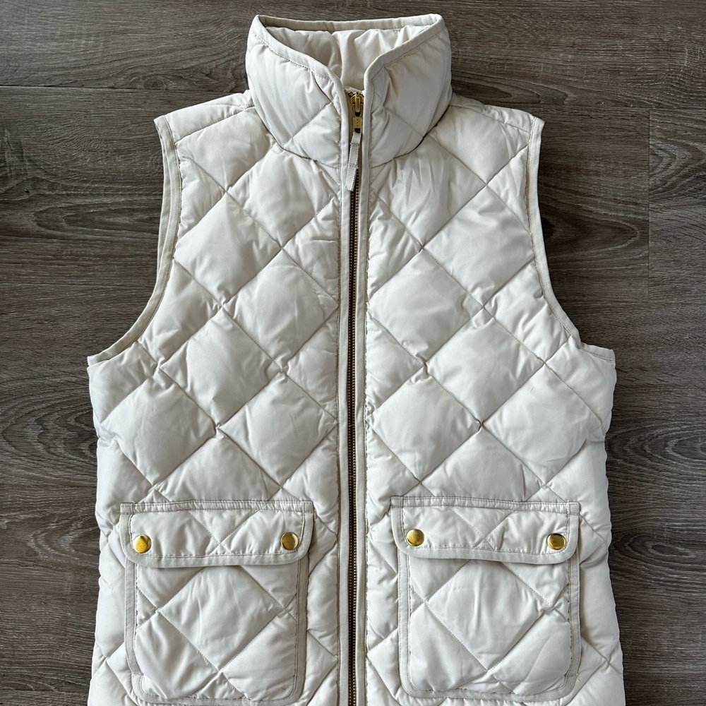 J Crew Diamond Quilted Down Puffer Vest (MSRP $98)
